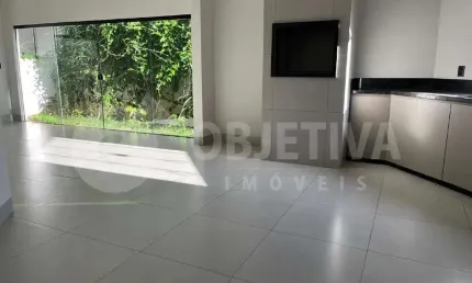 Casa para aluguel, 3 quartos, 1 suíte, 2 vagas, JARDIM COLINA - UBERLANDIA/MG