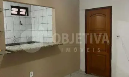 Casa à venda, 3 quartos, 1 suíte, 2 vagas, PLANALTO - UBERLANDIA/MG