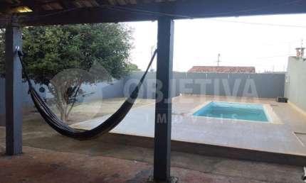 Casa à venda, 2 quartos, 5 vagas, GRANADA - UBERLANDIA/MG