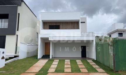 Casa em Condomínio à venda, 3 quartos, 1 suíte, 5 vagas, Terras Alpha - UBERLANDIA/MG