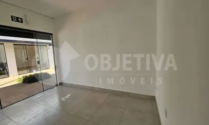 JB Village lojas comerciais no setor sul de Uberlândia