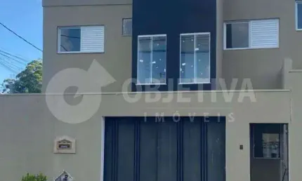Casa à venda, 2 quartos, 1 vaga, JARDIM HOLANDA - UBERLANDIA/MG
