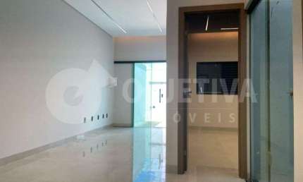 Casa à venda, 2 quartos, 1 suíte, 2 vagas, JARDIM HOLANDA - UBERLANDIA/MG