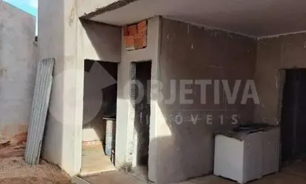 Casa à venda, 3 quartos, 1 suíte, 2 vagas, JARDIM HOLANDA - UBERLANDIA/MG