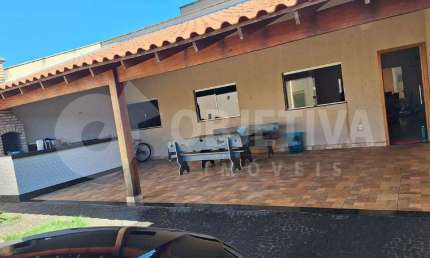 Casa à venda, 3 quartos, 1 suíte, 4 vagas, NEW GOLDEN VILLE - UBERLANDIA/MG