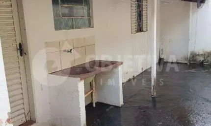 Casa à venda, 2 quartos, segismundo pereira - uberlandia/mg