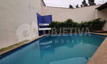 Casa à venda, 4 quartos, 2 suítes, 4 vagas, JARDIM KARAIBA - UBERLANDIA/MG