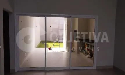 Casa à venda, 3 quartos, 3 suítes, 2 vagas, granada - uberlandia/mg