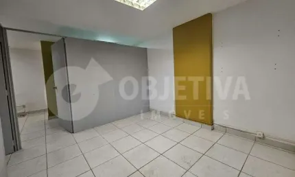 Sala comercial para alugar no Centro, Uberlândia 