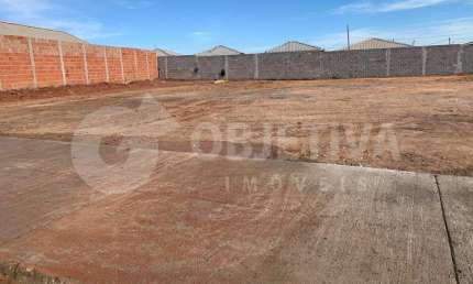 Área à venda, LOTEAMENTO RESIDENCIAL PEQUIS - UBERLANDIA/MG
