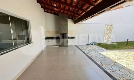 Casa à venda, 3 quartos, 3 suítes, 5 vagas, SANTA MONICA - UBERLANDIA/MG
