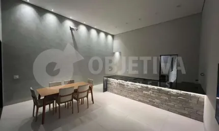 Casa à venda, 3 quartos, 1 suíte, 2 vagas, grand ville - uberlandia/mg