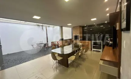 Casa à venda, 3 quartos, 1 suíte, 4 vagas, novo mundo - uberlandia/mg