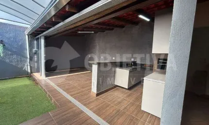 Casa à venda, 3 quartos, 2 suítes, 2 vagas, marta helena - uberlandia/mg