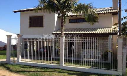 Casa para Venda em Viamão, Fiuza, 2 dormitórios, 1 suíte, 2 banheiros, 2 vagas