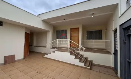 Casa com 3 quartos para alugar no Saudade, Araçatuba 