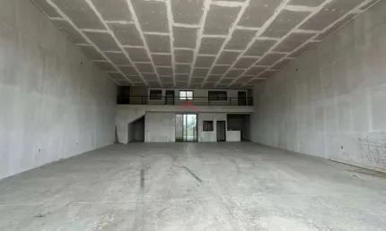 Ponto comercial com 3 salas para alugar no Petit-Trianon, Araçatuba 