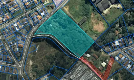 Terreno com 15.651 m² em excelente localização no santa cândida