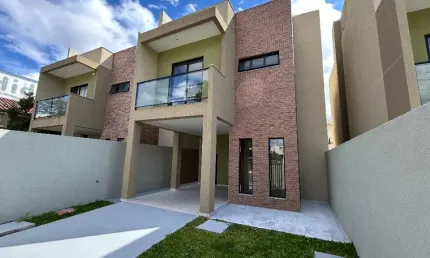 Excelente sobrado de frente com terraço  não é geminado - boa vista