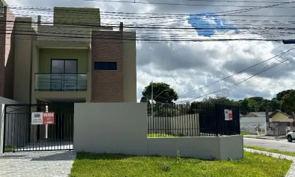 Sobrado com terraço, com 3 quartos sendo 1 suíte - boa vista - pr.