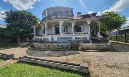Casa com 8 quartos para alugar na Avenida Prefeito Erasto Gaertner, 1381, Bacacheri, Curitiba
