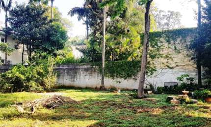 Terreno à venda no Alto da Boa Vista, São Paulo  por R$ 3.520.000