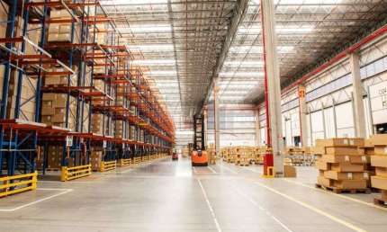 Barracão / Galpão / Depósito com 10 salas para alugar no Centro, Embu das Artes , 22567 m2 por R$ 518.810