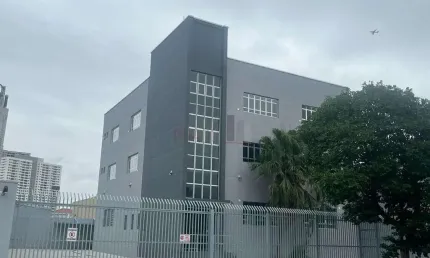 Prédio com 3 salas para alugar na Vila Anastácio, São Paulo , 1050 m2 por R$ 49.900