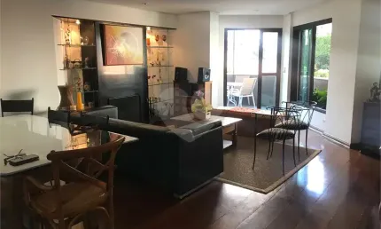 Apartamento com 4 quartos à venda em Cerqueira César - SP