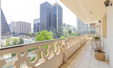 Apartamento com 3 quartos à venda em Bela Vista - SP