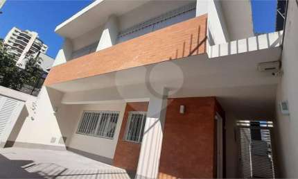 Casa com 3 quartos à venda em Vila Nova Conceição - SP