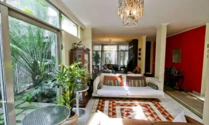 Casa com 4 quartos à venda ou para locação em Indianópolis - SP