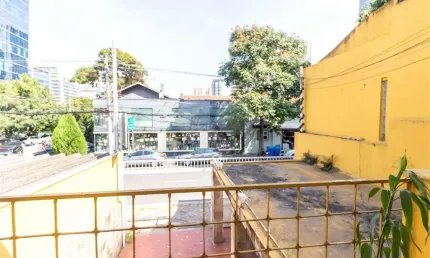 Sobrado com 5 quartos à venda ou para locação em Vila Nova Conceição - SP