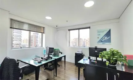 Sala comercial à venda na Alameda dos Nhambiquaras, --, Moema, São Paulo