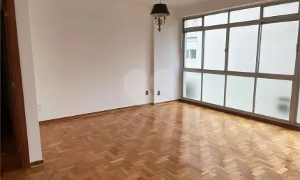Apartamento com 3 quartos à venda em Jardim Europa - SP