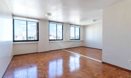 Apartamento com 3 quartos à venda em Cerqueira César - SP
