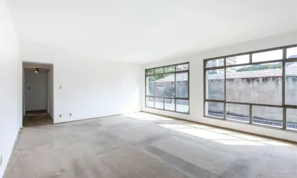 Apartamento com 4 quartos à venda ou para locação em Cerqueira César - SP