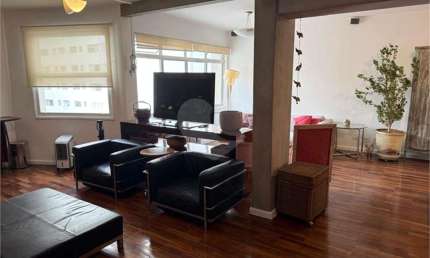 Apartamento com 1 quartos à venda ou para locação em Cerqueira César - SP