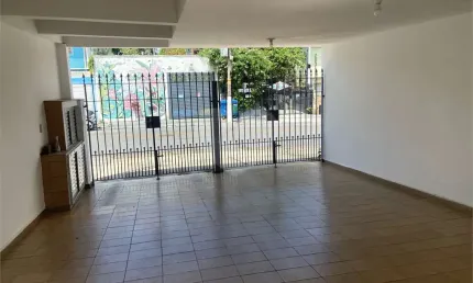 Sobrado com 4 quartos à venda em Alto De Pinheiros - SP