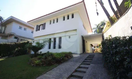 Sobrado com 3 quartos à venda em Alto De Pinheiros - SP