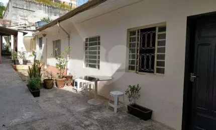 Casa com 3 quartos à venda na Rua Apinajés, --, Sumaré, São Paulo