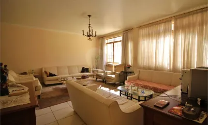 Sobrado com 4 quartos à venda em Vila Hamburguesa - SP