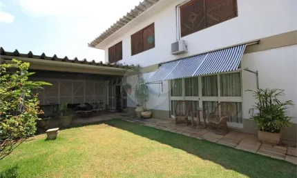 Sobrado com 4 quartos à venda em Vila Madalena - SP