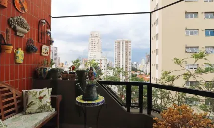 Apartamento com 3 quartos à venda na Rua Mateus Grou, --, Pinheiros, São Paulo