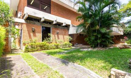 Sobrado com 4 quartos à venda em Alto De Pinheiros - SP