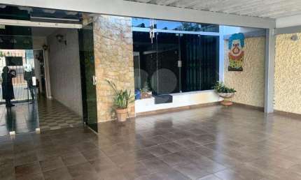 Sobrado com 4 quartos à venda em Vila Hamburguesa - SP