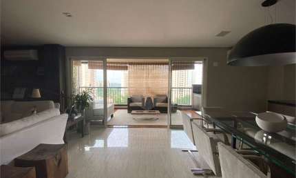 Apartamento com 4 quartos à venda ou para locação em Alto De Pinheiros - SP