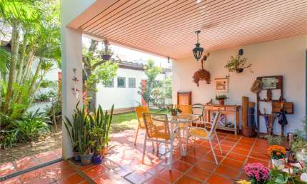 Casa com 3 quartos à venda na Madre Linda Lucotti, --, Alto de Pinheiros, São Paulo