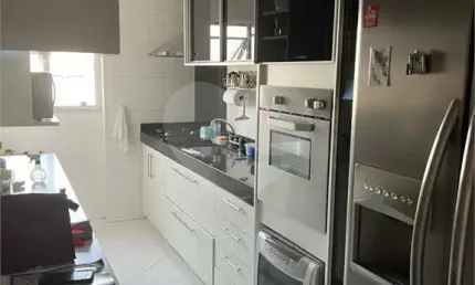 Apartamento com 3 quartos à venda em Pinheiros - SP