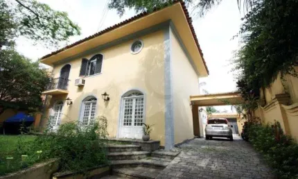 Sobrado com 3 quartos à venda em Vila Madalena - SP